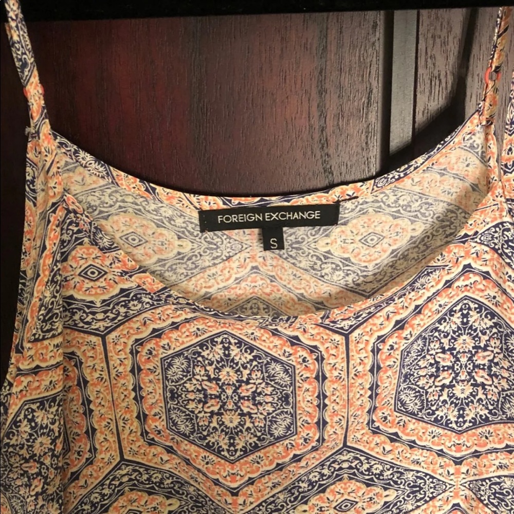 Tank top - Picture 2 of 4